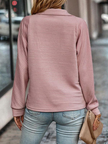 Esme - Elegant V-neck Sweater - Soft & Stylish